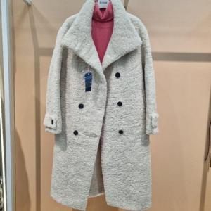 라티움 HC34 25Fw 뽀글이양털  H라인 하이넥 컬링램 더블 롱코트 T2554ct02