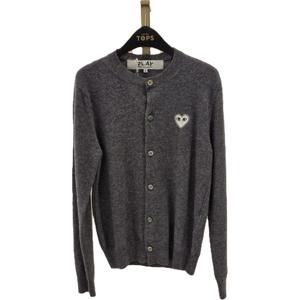 [꼼데가르송(잡화)]꼼데가르송 AX-N061-051 (화이트 하트 라운드넥 가디건)