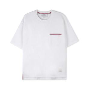 [꼬르소밀라노] 톰브라운 남성 원포켓 화이트 티셔츠 MJS183A 07323 100