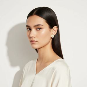 봄쇼핑찬스 디올 여성 메탈 D-LUCK 골드 피니시 이어링(골드) E4409WOMMP D301