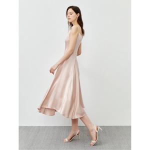 [아이잗컬렉션(피)]플레어 실루엣 레이온 롱 드레스 (CR4A0OP261)