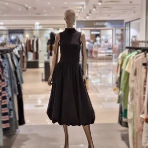 [알렉시스엔] 제시뉴욕 벌룬 민소매 원피스 BF85NLOT0310