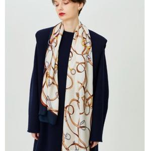 [닥스핸드백] 네이비 체인패턴 롱 실크스카프DCSC6E011N2