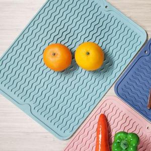 식탁보 미끄럼방지 실리콘 랜덤색상 식탁매트 테이블러너
