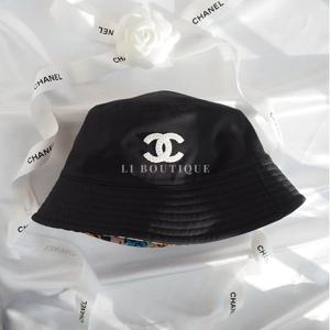 샤넬 24C CC 로고 리버서블 남녀공용 버킷햇 벙거지 모자 블랙 AA9699