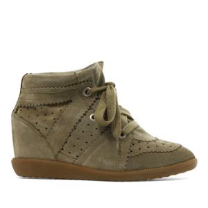 이자벨마랑 바비 노치드 트림 가죽 스니커즈 23PBK0011FA A1E20