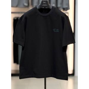 [바쏘옴므]세미오버핏 자수 아트웍 반팔 면 티셔츠 WSZ2KR26A BK