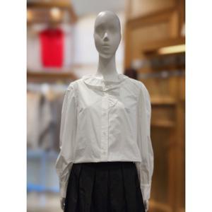 [플라스틱아일랜드]MARIO플라스틱아일랜드 자수블라우스 PR2WB367