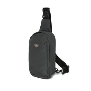 다이나핏 골드 로고 슬링백 B1 YUA26B26 K5 Z1