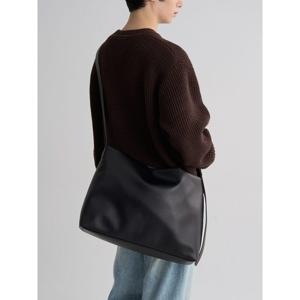 (4562D2AM25) [에잇세컨즈] PU 크로스백  블랙