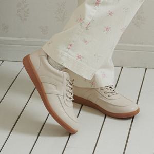 엘리자베스스튜어트[론칭가179,000]슬림 로우 스니커즈 EBAL167107