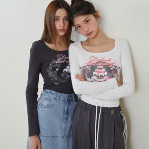 [에고이스트][BLUE LABEL] 스퀘어넥 프린팅 긴팔 티셔츠 ES2OTL05