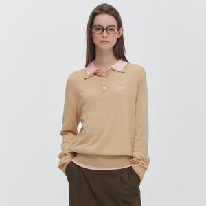 [마리끌레르] [정가79,000] 시그니처 로고 카라 헨리넥 니트(MAGAKN02MBE)