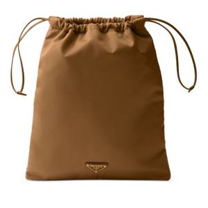 프라다 로고 플라크 드로우스트링 파우치 1NK001 2HG6F0134