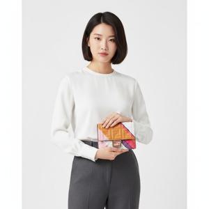 펜디  여성 FF 엠보스드 로고 반지갑 8M0419 AK2K F0W52