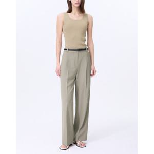 [쉬즈미스]스퀘어넥 니트 슬리브리스 SSKPOP22040