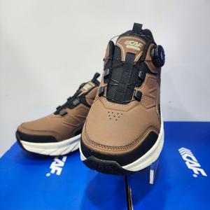 [르까프]1A25ST452_US 남성 트레킹화