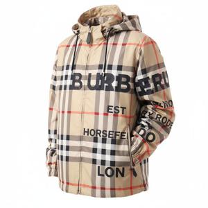 BURBERRY HORSEFERRY PRINT CHECK NYLON HOODED JACKET (8067774) (호스페리 프린트 체크 나일론 후드 자켓)