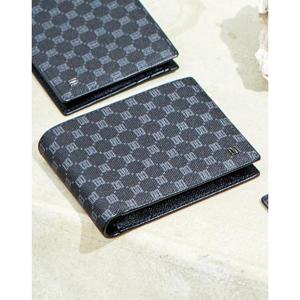 [닥스ACC][선물포장/쇼핑백동봉][LOUIS PVC] 블랙 가죽 DD 패턴 반지갑 DBWA2F123BK