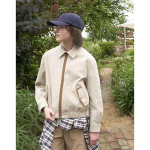 헤지스 여성 24FW 클리어런스라이트베이지 체크 안감 헤링턴 점퍼 HSJU4C701I1