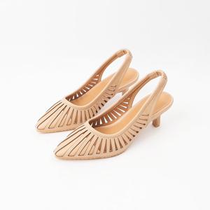 [신난다슈] 여성 구두 슬링백 힐 5cm 스틸레토 펌프스힐 빗살 펀칭 미들힐 MRO255006 브라운