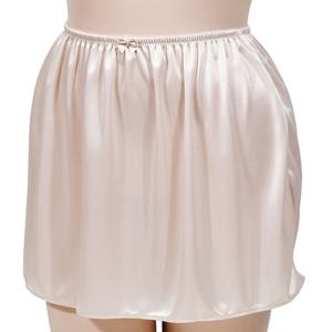 심플하고 부드러운 촉감 가벼운 착용감 속치마