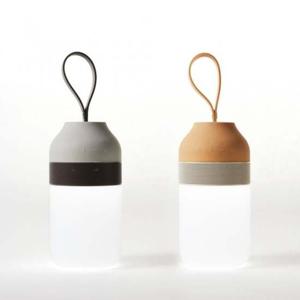 파우트 휴대용 LED 블루투스 스피커 1.5W EARS2 크림색/76.5x76.5x152mm (1개)