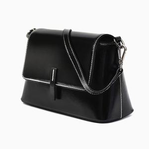 [무크]투톤 레더 2WAY 크로스백 51HT42DT26103 AA 2