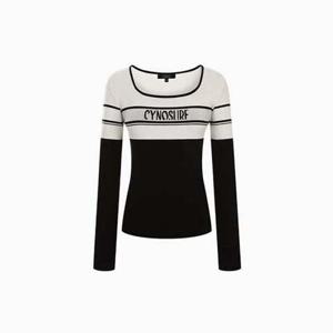 [에고이스트] (ER4KL960) 둥근 스퀘어넥 레터링 슬림핏 풀오버