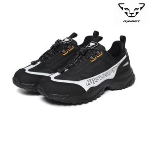 다이나핏 남녀공용 쿼츠 코어 뛰어난 쿠셔닝 겨울신발 YUF24N03Z1