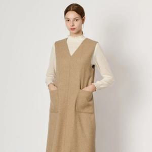 [비씨비지]브이넥 점퍼형 원피스 B4WAO635