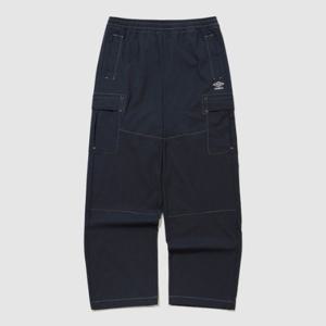 엄브로바지 VQA UQ323CPT95-DVY 면터치 나일론 카고 스트레이트 팬츠 DARK NAVY