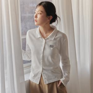 [마리끌레르] [정가79,000원] 버튼 피케 폴로 롱슬리브(MAGALS12MWH)