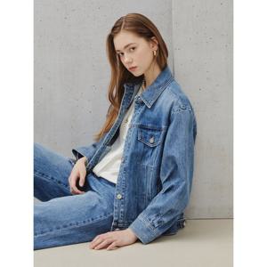 [아이잗컬렉션(피)]백 레터링 자수 데님 재킷 CS3A0JK131