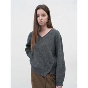 제너럴아이디어 제너럴아이디어 브이넥 슬릿 하찌 니트 풀오버 [CHARCOAL] WBE3L05531 383017