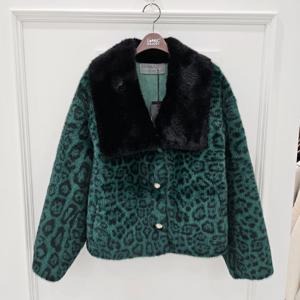 [르니앤맥코이]르니앤맥코이 빅퍼카라 레오파드 퍼숏자켓 MM12MJ