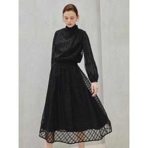 [아이잗컬렉션(피)]레이어드 시어 텍스처 체크 스커트 CS3A0SK213