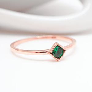 오팔하우스 14k 그린큐 마름모 반지 OPLAR0058