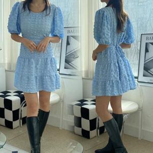 [강물처럼]위쉬몰 YP 샤브레엠보프릴원피스(Q939H404) 빅사이즈