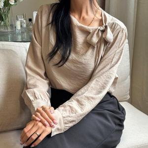 [강물처럼]아이우먼 차르르리본끈블라우스 YPV157M508 빅사이즈