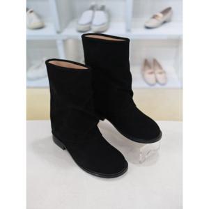 [코디엘루]소가죽 데일리 워머 미들 부츠 2.5cm CDSP500944