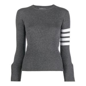 톰브라운 캐시미어 4바 클래식 크루넥 풀오버 FKA001A00011035 D