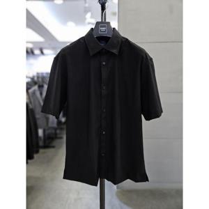 바쏘옴므 세이브존03 바쏘옴므 25 블랙4WAY 스트레치 세미오버 반팔셔츠 WSAGZ2TT57A