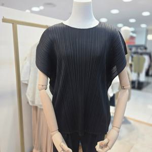 [앤클라인]플리츠블라우스AX2G2BL3960