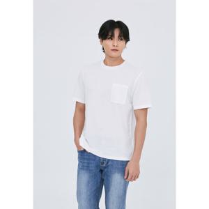 남성) 변형소재 가슴포켓 자수 스탠다드핏 반팔 티셔츠 AP2WTS303-OW