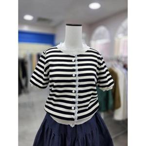 스테파니 세이브존08 스트라이프 단추 반팔 니트 N25NW5220