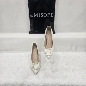 [미소페]By미소페 여성 모던 포인트 버클 힐 112HT411HH006 IVOR