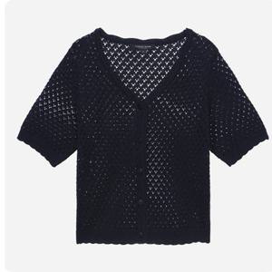 [써스데이아일랜드](T256MCD132W)크로셰 브이넥 가디건