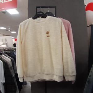 뱅뱅 HC09 여성  포근한 탁텔 보아털 맨투맨 NTK607