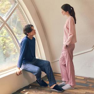 비너스 부드러운 피팅감 코트나 니트 솔리드 여성 실내복 상의 VEV3960W